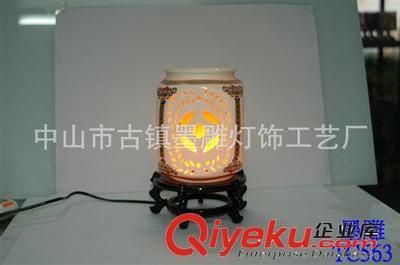 匠心雕琢，光影生輝——中山市古鎮(zhèn)墨雕燈飾工藝廠精品陶瓷臺燈直銷
