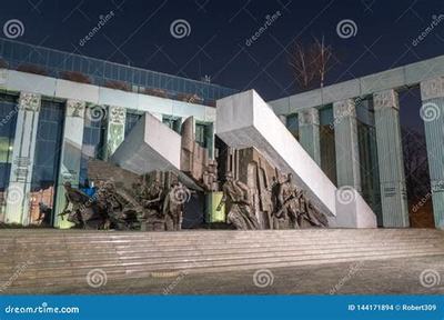 網(wǎng)游連鎖店與游戲開(kāi)發(fā)商合作共贏之路